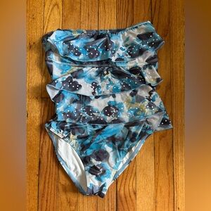 St. Johns Blue Aqua 1-Pc Floral Swimsuit Built in Bra Lined Size 4